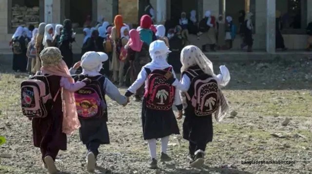 দেশের অর্থনীতিকে চাঙ্গা রাখতে সরকার সর্বাত্মক চেষ্টা করছে বললেন প্রধামন্ত্রী | সারা সপ্তাহের খবর 3 দেশের অর্থনীতিকে চাঙ্গা রাখতে সরকার সর্বাত্মক চেষ্টা করছে বললেন প্রধামন্ত্রী | সারা সপ্তাহের খবর