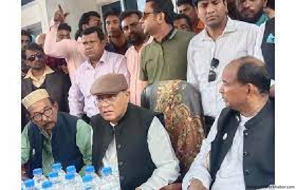 পঞ্চগড়ের অগ্নিসন্ত্রাস মনিটর হয়েছে ঢাকা ও লন্ডন থেকে : তথ্যমন্ত্রী 1 পঞ্চগড়ের অগ্নিসন্ত্রাস মনিটর হয়েছে ঢাকা ও লন্ডন থেকে