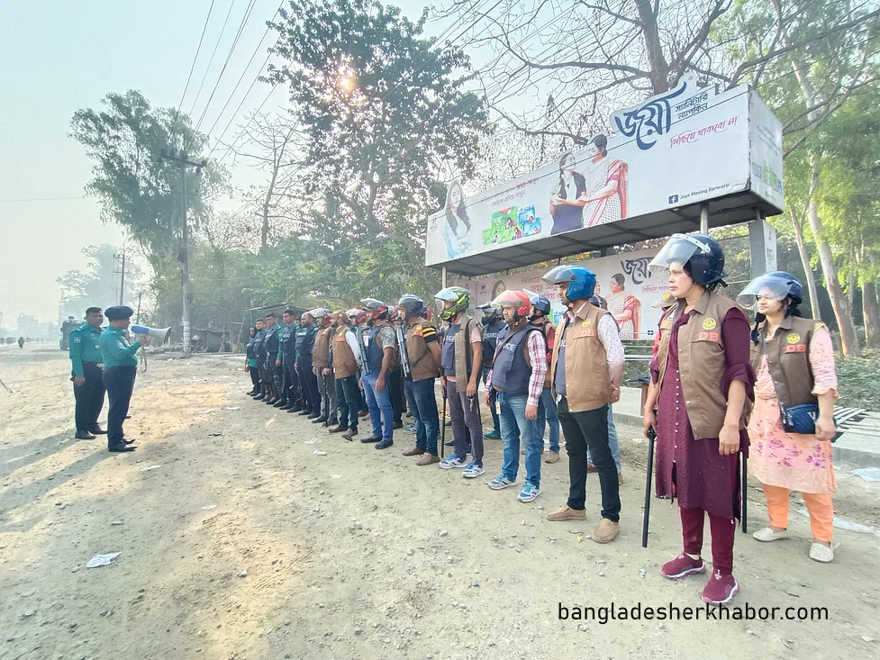 রাজশাহী তে স্বাভাবিক হচ্ছে মহাসড়কে যান চলাচল | সারা সপ্তাহের খবর