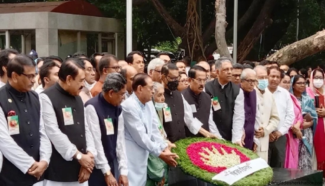 ছয় দফা দিবস উপলক্ষে বঙ্গবন্ধুর প্রতিকৃতিতে আওয়ামী লীগসহ বিভিন্ন সংগঠনের শ্রদ্ধা 4 ছয় দফা দিবস উপলক্ষে বঙ্গবন্ধুর প্রতিকৃতিতে আওয়ামী লীগসহ বিভিন্ন সংগঠনের শ্রদ্ধা