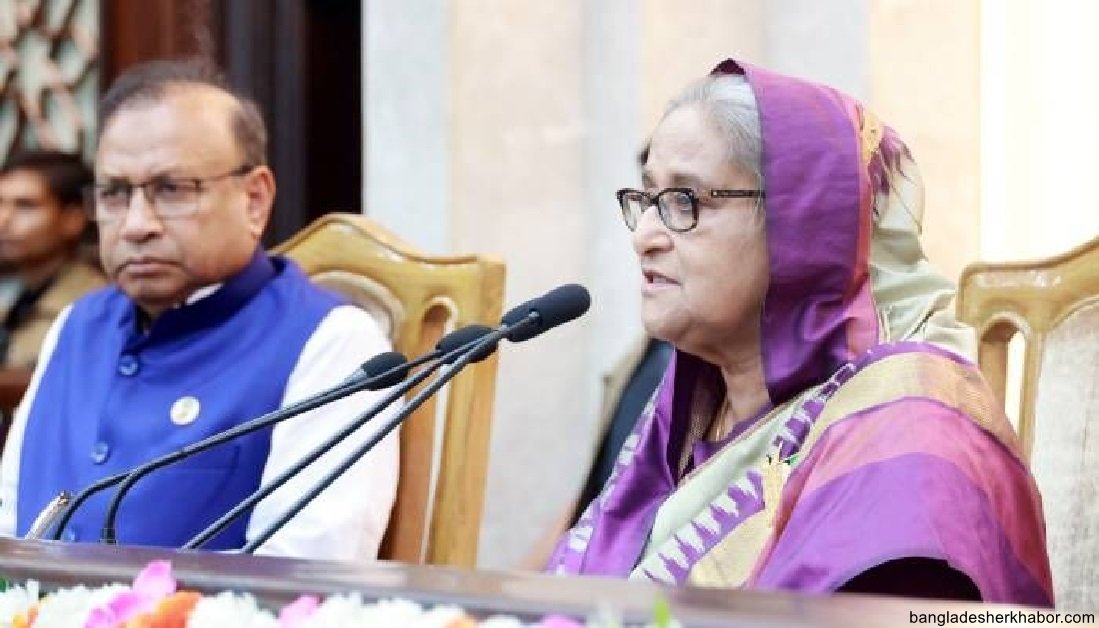 ‘স্মার্ট বাংলাদেশ’ গড়তে জনপ্রতিনিধিদের ঐক্যবদ্ধভাবে কাজ করার আহ্বান প্রধানমন্ত্রীর