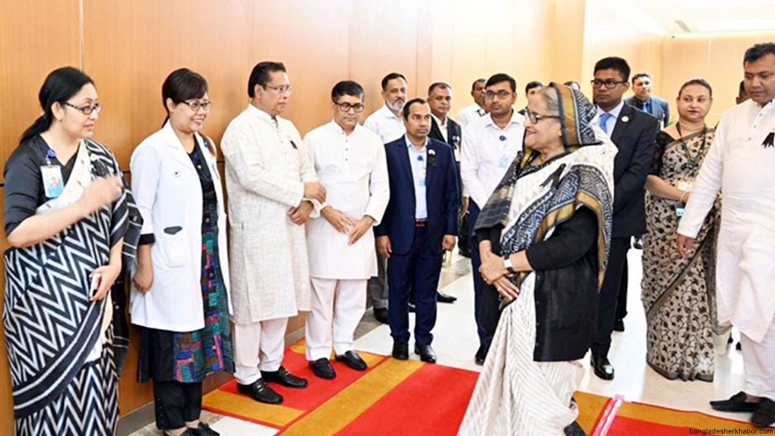 ব্রিকস শীর্ষ সম্মেলন যোগ দিতে ঢাকা ছেড়েছেন প্রধানমন্ত্রী 2 ব্রিকস শীর্ষ সম্মেলন যোগ দিতে ঢাকা ছেড়েছেন প্রধানমন্ত্রী