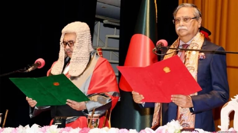 ওবায়দুল হাসানকে দেশের ২৪তম প্রধান বিচারপতি হিসেবে শপথবাক্য পাঠ করান রাষ্ট্রপতি