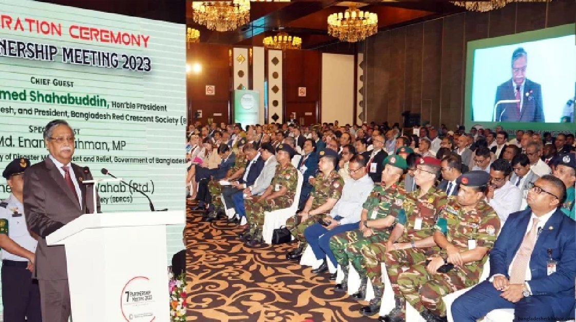 রোহিঙ্গা ইস্যুতে দ্রুত বৈশ্বিক পদক্ষেপের আহ্বান পুনর্ব্যক্ত রাষ্ট্রপতির