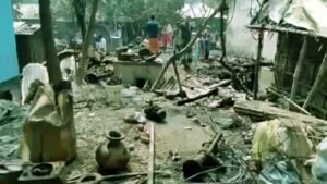 বিদ্যুতের শর্ট সার্কিটে পুড়ে গেল দশ ব্যবসায়ীর সর্বস্ব