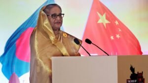 চীন থেকে এক দিন আগেই ফিরছেন প্রধানমন্ত্রী 2 চীন থেকে এক দিন আগেই ফিরছেন প্রধানমন্ত্রী